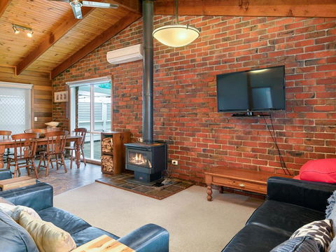 Powlett Place - Accommodation Asia 2