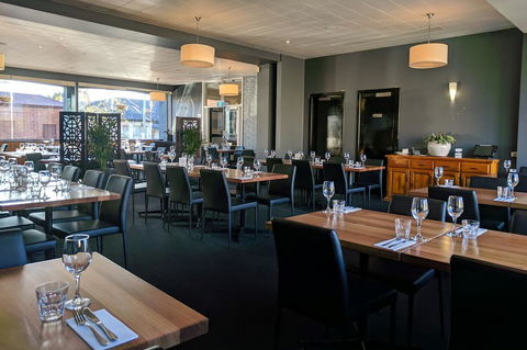 Prince Of Wales Hotel - Accommodation Asia 1