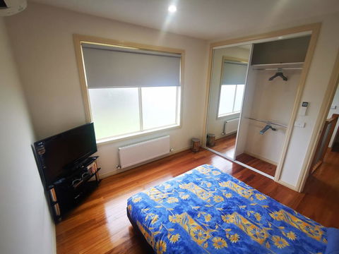 Private Luxury Bedroom - Accommodation Asia 2