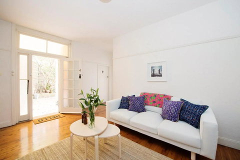 Private Oasis In The Heart Of Manly - Accommodation Asia 1