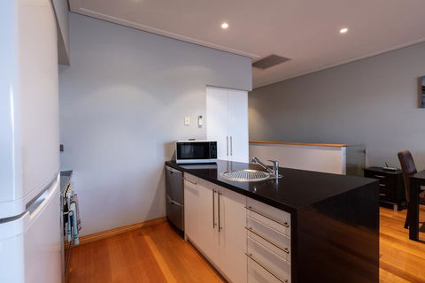 Promenade Executive Apartments - Accommodation Asia 2