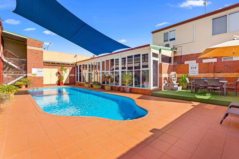 Quality Inn Railway Motel - Accommodation Guide 1