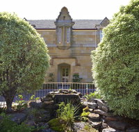 Quest Trinity House - Accommodation Guide