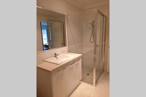 Quiet Apartment Walking Distance To Restaurants - Accommodation Asia 2