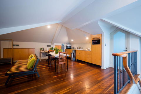 Quiet Private Studio In Strathfield With Kitchenette And Private Bathroom 3min To Station Sleeps 6 - Accommodation China 0