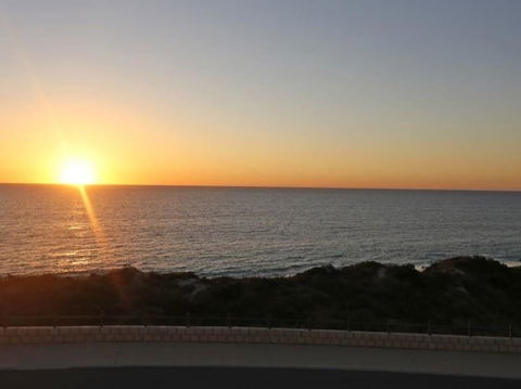 Quinns Beach Stay One - Accommodation Asia 0