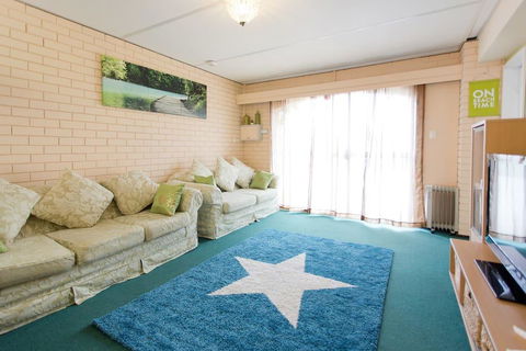 Quinns Beach Stay One - Accommodation Asia 1