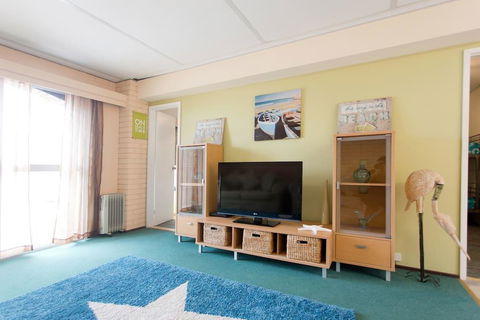 Quinns Beach Stay One - Accommodation Asia 2