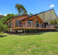 Ravensbourne Escape- Rose Alyce - Accommodation Guide