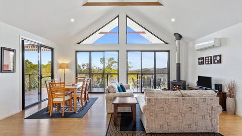 Ravensbourne Escape- Stella Luna - Accommodation Asia 0