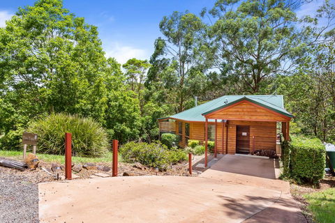 Ravensbourne Escape-Tree Tops - Accommodation Guide 1