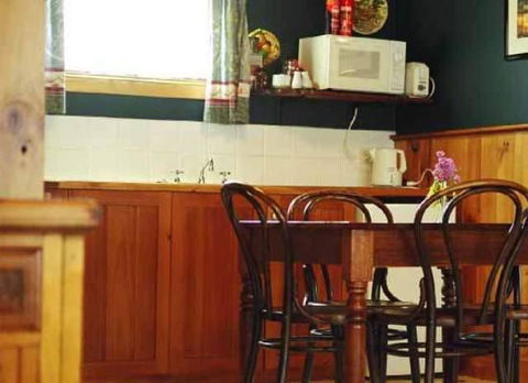 Red Brier Cottage Accommodation - Accommodation Asia 2
