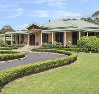 Reign Manor - large group accommodation - Accommodation Asia