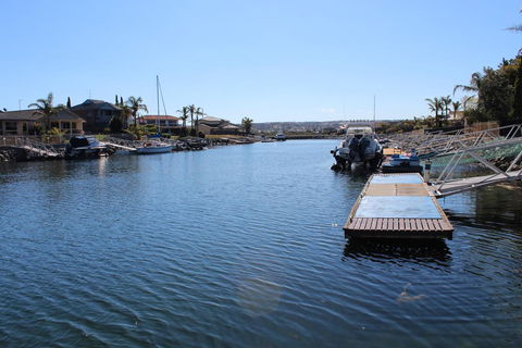 Relax At The Marina - Accommodation Asia 3