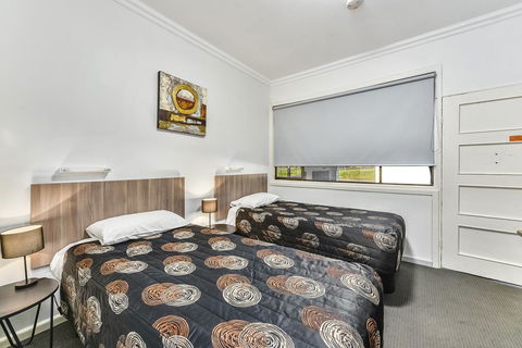 Rest Motels - Accommodation Asia 0