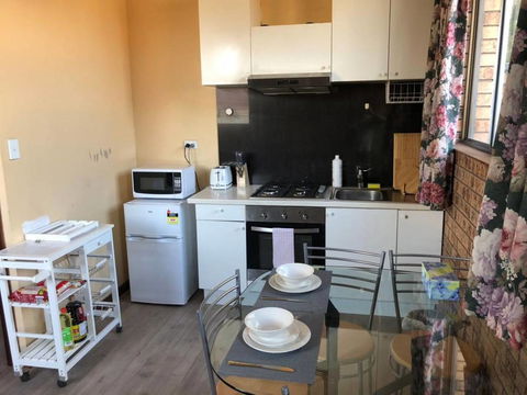 Retro 1bedroom Studio, Close To Airport&CBD - Accommodation Asia 1
