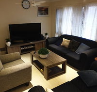 Retro Style Home Stay - Accommodation Guide