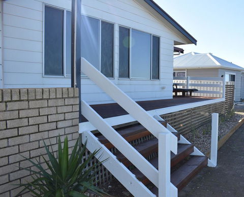 Rising Tide Beach House - Accommodation Asia 1