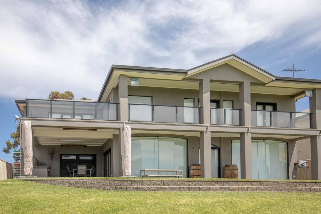 White Sands SA Accommodation Guide