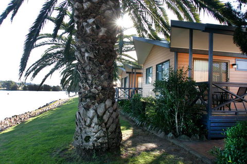 Riverbreeze Holiday Park - Accommodation Asia 1