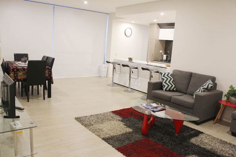 Riverside Apartment Next To Sydney Olympic Park - Accommodation Asia 3