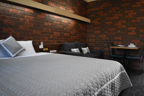 Riviana Motel - Accommodation China 1