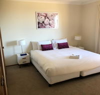Robin Hill Views - Accommodation Asia
