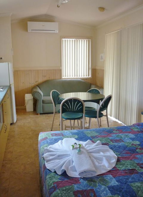 Roma Big Rig Tourist Park - Accommodation Asia 3