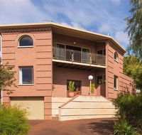 Romeo  Juliet - Accommodation Asia