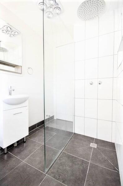 Roo Cottage Albury - Accommodation Asia 3
