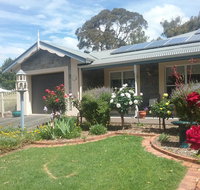 Rose Cottage - Accommodation Guide