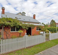 Rose Cottage - Historic Luxury - Accommodation Asia