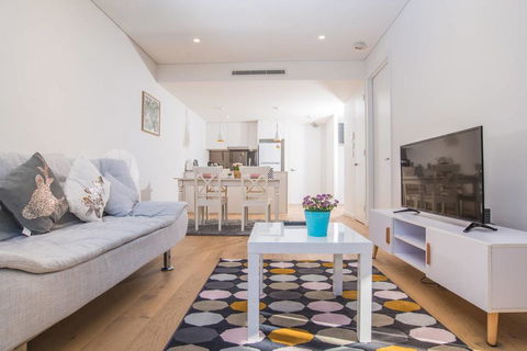 Rosebery APT For Travelling Couple (Green Square) - Accommodation Asia 0