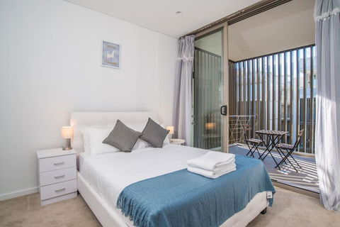 Rosebery APT For Travelling Couple (Green Square) - Accommodation Asia 2