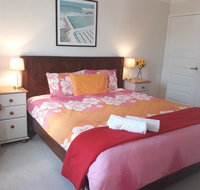 Rossmoyne 2 BEDROOM HOUSE SELF CHECK IN Walk to River Shops Bus Trains Cls to Airport City Beaches - Accommodation Guide