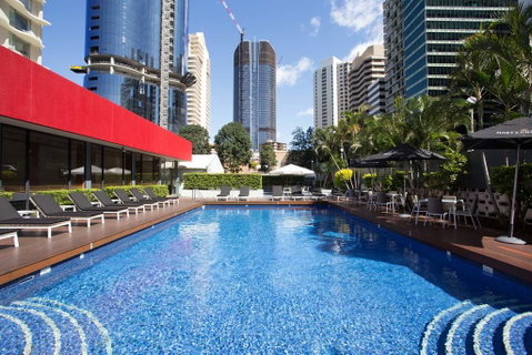Royal On The Park - Accommodation Guide 0