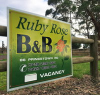 Ruby Rose - Accommodation Guide