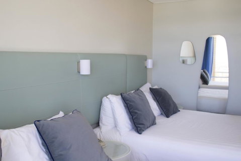 Rydges Gladstone - Accommodation Guide 1
