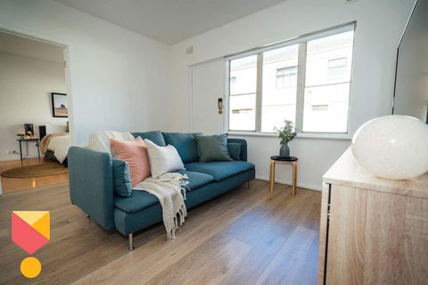 Sahara On Anzac-Close To Airport, City & Beach! - Accommodation Asia 0