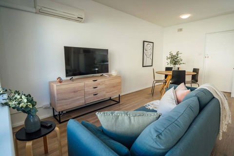 Sahara On Anzac-Close To Airport, City & Beach! - Accommodation Asia 1