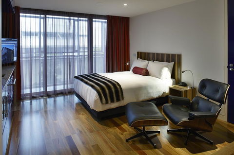 Salamanca Wharf Hotel - Accommodation Guide 2