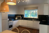 Salty Cottage Northam