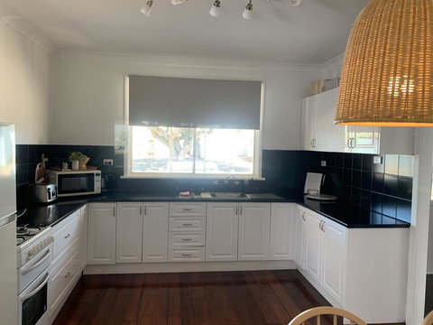 Salty Cottage Northam - Accommodation Asia 2