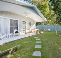 Salty Kisses Holiday House - Accommodation Asia