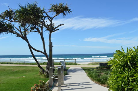 Sanctuary Beach Resort - Accommodation Guide 0