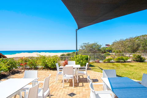 Sandcastles On Currumbin Beach - Accommodation Guide 0