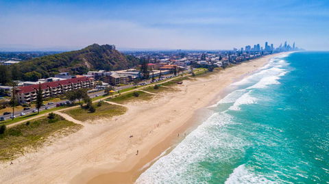 Sandrift Beachfront Apartments - Accommodation Guide 3