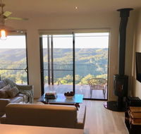 Scandinavian Cabin - Maleny - One Bedroom - Accommodation Asia