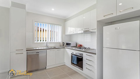 Scott Street Couples Getaway - Accommodation Asia 3