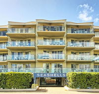 Sea Breeze Luxury Holiday Apartment - Accommodation Asia